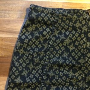 Free People | patterned mini skirt | size 2